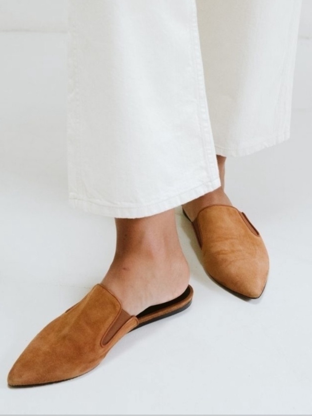 NWT Jenni Kayne Tan Suede Mules